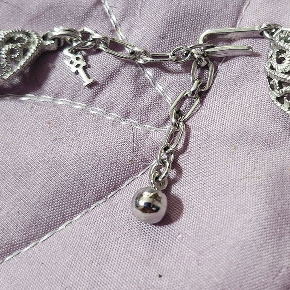 RARE Vintage Crown Trifari Silver Tone Filigree Choker Necklace - Picture 4 of 4